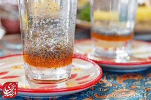 رازهای شگفت‌انگیز خاکشیر و تخم شربتی: اکسیر سلامتی از طبیعت