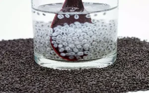 خواص تخم شربتی برای پوست